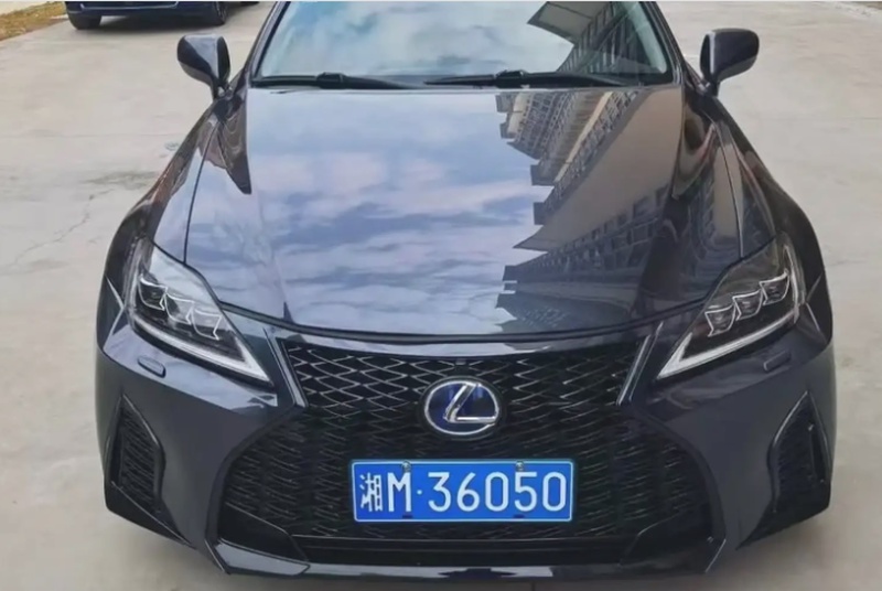 Фары от Lexus is